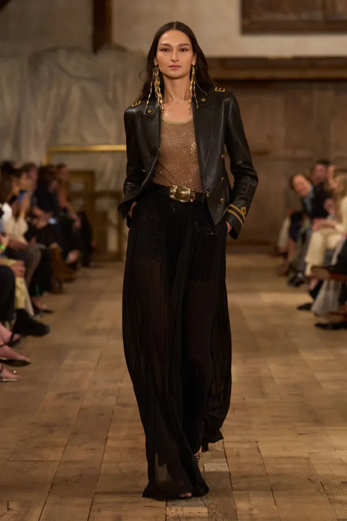 Ralph-lauren-ss24-spring-summer-2024-collection-new-york-fashion-week_04